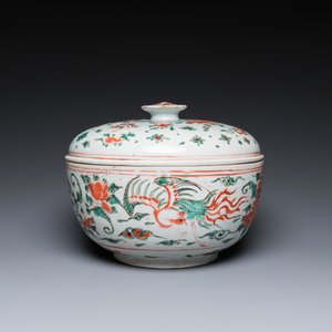 A Chinese wucai 'phoenixes' bowl and cover, Transitional period — 照片 4