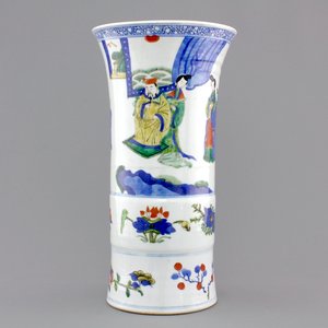 A Chinese wucai porcelain beaker vase, Transitional period, 17th C. — foto 1