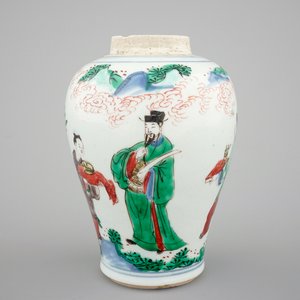 A Chinese wucai porcelain vase, Transitional period, 17th C. — foto 1