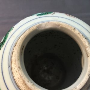 A Chinese wucai porcelain vase, Transitional period, 17th C. — foto 15