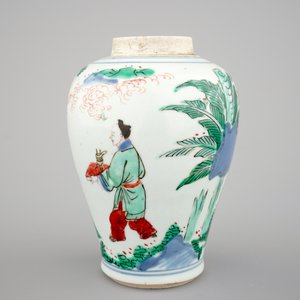 A Chinese wucai porcelain vase, Transitional period, 17th C. — foto 2