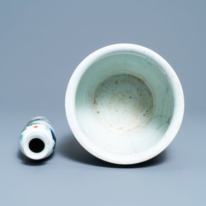 A Chinese wucai rouleau vase and a 'phoenix' censer, Transitional period — 照片 6
