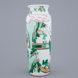 A Chinese wucai sleeve vase, 20th C. — photo 2