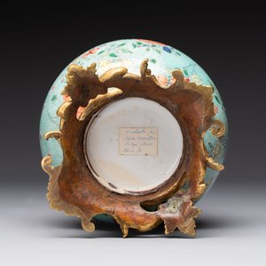 A Chinese wucai square covered container, a gilt bronze-mounted famille verte vase and a Canton famille verte bottle vase, Kangxi and later — photo 13