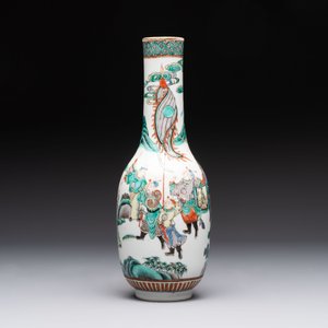 A Chinese wucai square covered container, a gilt bronze-mounted famille verte vase and a Canton famille verte bottle vase, Kangxi and later — photo 14