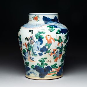 A Chinese wucai vase with court ladies and playing boys, Transitional period — 照片 3