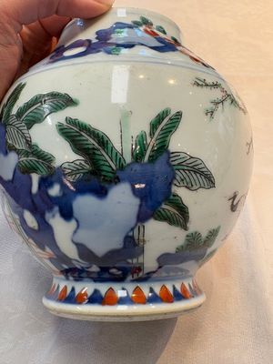 A Chinese wucai vase with narrative design, 19th C. — photo 10