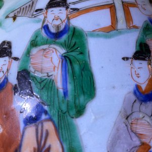 A Chinese wucai vase with wooden cover, Transitional period — 照片 11