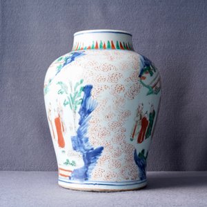 A Chinese wucai vase with wooden cover, Transitional period — 照片 17