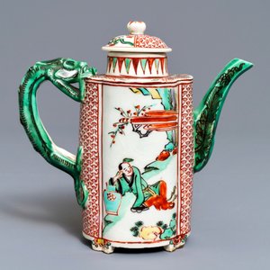 A Chinese wucai wine ewer and two Swatow plates, Ming and later — 照片 6