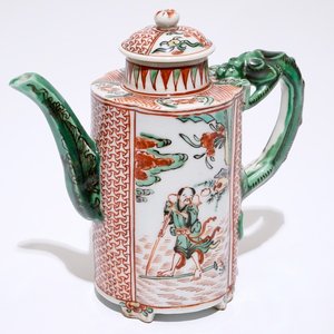 A Chinese wucai wine jug with a dragon-shaped handle, Transitional period — 照片 1