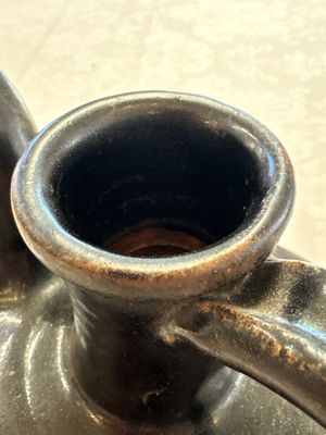 A Chinese Yaozhou black-glazed ewer with a ribbed body, Song — foto 14