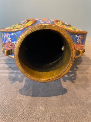 A Chinese yellow and blue-ground cloisonné 'Shou' moonflask vase, 'bianhu', Jiaqing — 照片 6