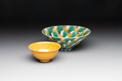A Chinese yellow-glazed bowl and a sancai-glazed conical bowl, Chenghua mark, 19/20th C.