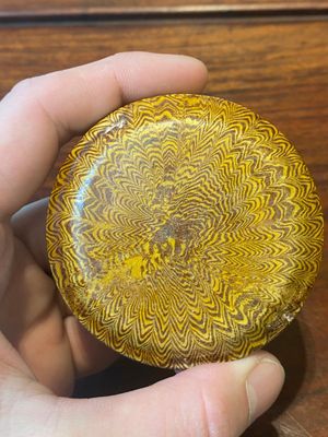 A Chinese yellow-glazed marbled covered box and a green-glazed marbled ewer, Tang/Song — 照片 17