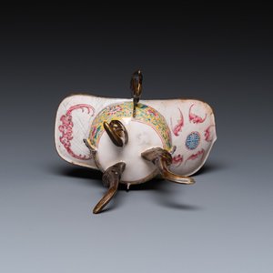 A Chinese yellow-ground Canton enamel ritual wine ewer or 'jue', Yongzheng — photo 7
