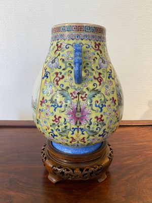A Chinese yellow-ground famille rose 'hu' vase with playing boys, Qianlong mark, Republic — photo 2