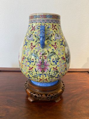 A Chinese yellow-ground famille rose 'hu' vase with playing boys, Qianlong mark, Republic — photo 4
