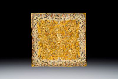A Chinese yellow-ground kesi silk 'Dragon' panel, 18/19th C.