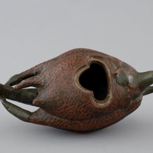 A Chinese Yixing pewter-mounted buddha's hand shaped teapot, 18/19th C. — photo 4