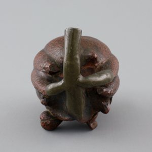 A Chinese Yixing pewter-mounted buddha's hand shaped teapot, 18/19th C. — photo 5