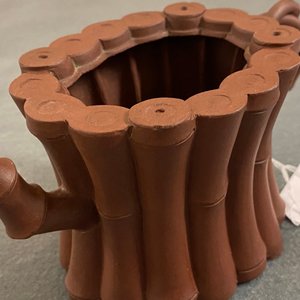 A Chinese Yixing stoneware 'bamboo' teapot and cover, Kangxi — 照片 12