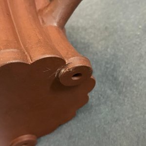 A Chinese Yixing stoneware 'bamboo' teapot and cover, Kangxi — 照片 20