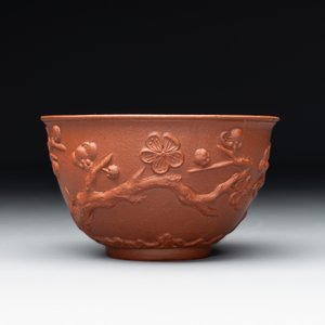 A Chinese Yixing stoneware cup and saucer with plum blossom relief design, Kangxi — photo 5