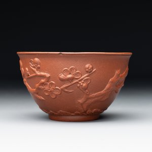 A Chinese Yixing stoneware cup and saucer with plum blossom relief design, Kangxi — photo 6