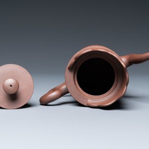 A Chinese Yixing stoneware 'Duomuhu' ewer with immortals, Kangxi — 照片 6