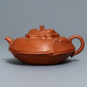 A Chinese Yixing stoneware flower-shaped teapot, Kangxi — photo 1