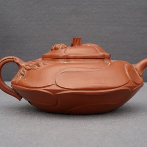A Chinese Yixing stoneware flower-shaped teapot, Kangxi — photo 22