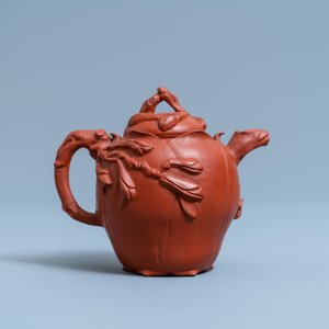 A Chinese Yixing stoneware lotus-shaped teapot and cover, Kangxi — 照片 4