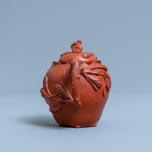 A Chinese Yixing stoneware lotus-shaped teapot and cover, Kangxi — 照片 5