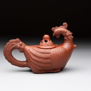A Chinese Yixing stoneware 'phoenix' teapot, Kangxi — 照片 3