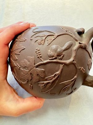 A Chinese Yixing stoneware 'squirrels among grape vines' teapot and cover, Kangxi — photo 9