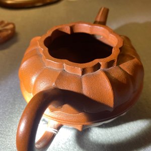 A Chinese Yixing stoneware teapot and cover, Kangxi — photo 18