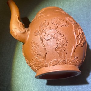 A Chinese Yixing stoneware teapot and cover, Kangxi — 照片 14