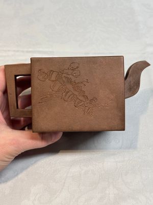 A Chinese Yixing stoneware teapot and cover, signed Hu Yaoting 胡耀庭, dated 1912 — 照片 5