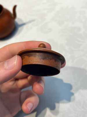 A Chinese Yixing stoneware teapot and cover, signed Hui Mengchen 惠孟臣, 20th C. — 照片 13