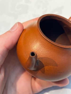A Chinese Yixing stoneware teapot and cover, signed Hui Mengchen 惠孟臣, 20th C. — 照片 15