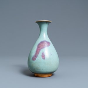 A Chinese 'yuhuchunping' junyao-glazed vase, probably Yuan or Song — photo 1