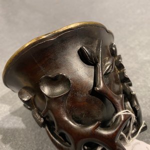 A Chinese zitan wood and silver libation cup, 17th C. — 照片 15