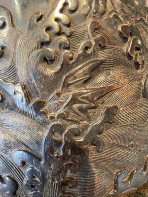 A Chinese Zitan wood 'chilong' brush pot, 17/18th C. — 照片 11
