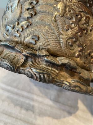 A Chinese Zitan wood 'chilong' brush pot, 17/18th C. — 照片 19