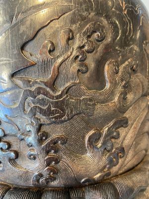 A Chinese Zitan wood 'chilong' brush pot, 17/18th C. — 照片 9