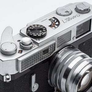A CLA'd Canon 7 with a Canon LTM 50mm F1.8 lens and a metal cord — photo 9