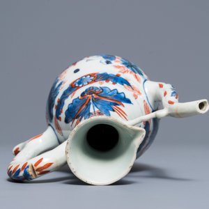 A clobbered Chinese blue and white ewer, Transitional period — 照片 7