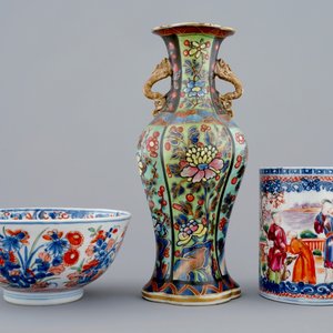A clobbered vase, an Amsterdam bont bowl and a beer mug of Mandarin design, Kangxi/Qianlong, 18th C. — 照片 2