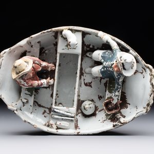 A cold-painted white Dutch Delft 'rowing boat' group, 18th C. — photo 6